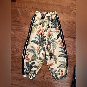 NWT Farm Rio Adidas Tropical Breeze Cream White Pants Size XS